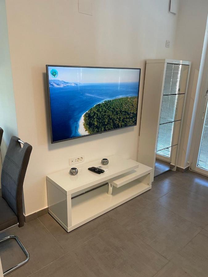 Apartma Chrystel إيزولا المظهر الخارجي الصورة